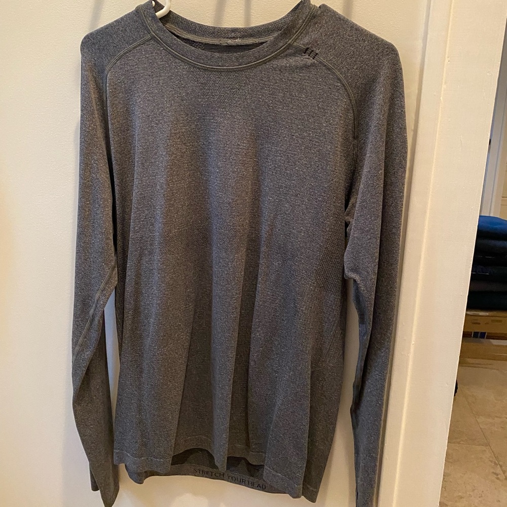 Lululemon Metal Vent Tech Long Sleeve